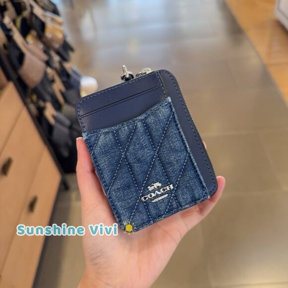 NWT Coach CAR26 Zip Card Case With Quilting In Dark Natural Multi - Picture 5 of 5